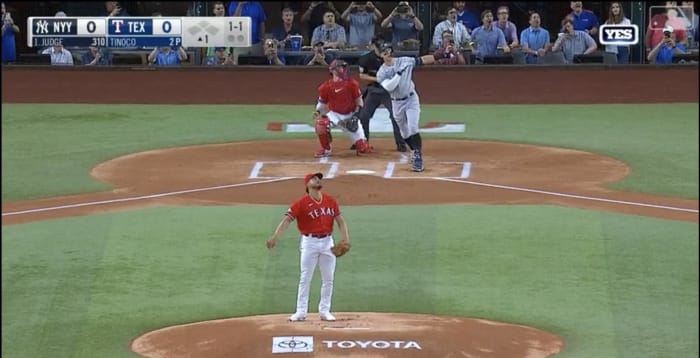 Aaron Judge hits his 62nd home run of the season off Jesús Tinoco